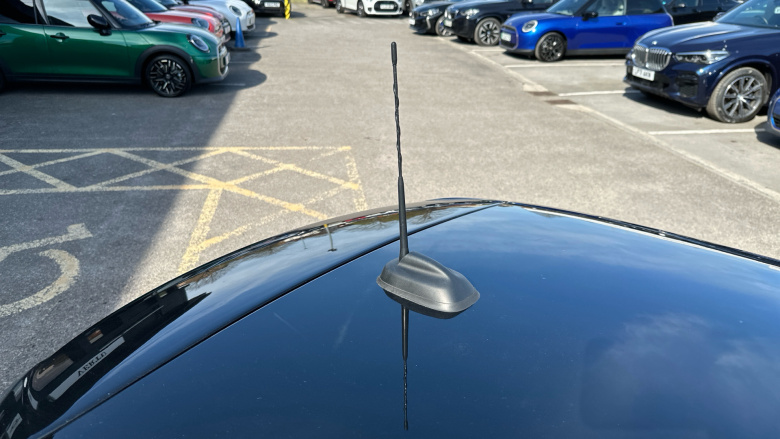 MINI Hatchback 1.5 Cooper Exclusive 3dr Auto Petrol Hatchback